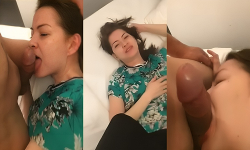 Beautifull Hot Girlfriend In Hotel Giving Blowjob