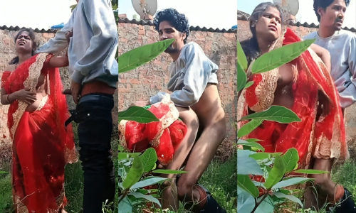 Bhabhi Outdoor Fucking With Lover