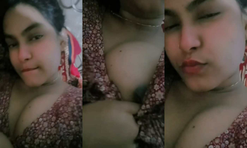 Sexy Gf Teasing Showing